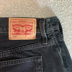 LEVI’S 501 BLACK WASHED DENIM SHORTS